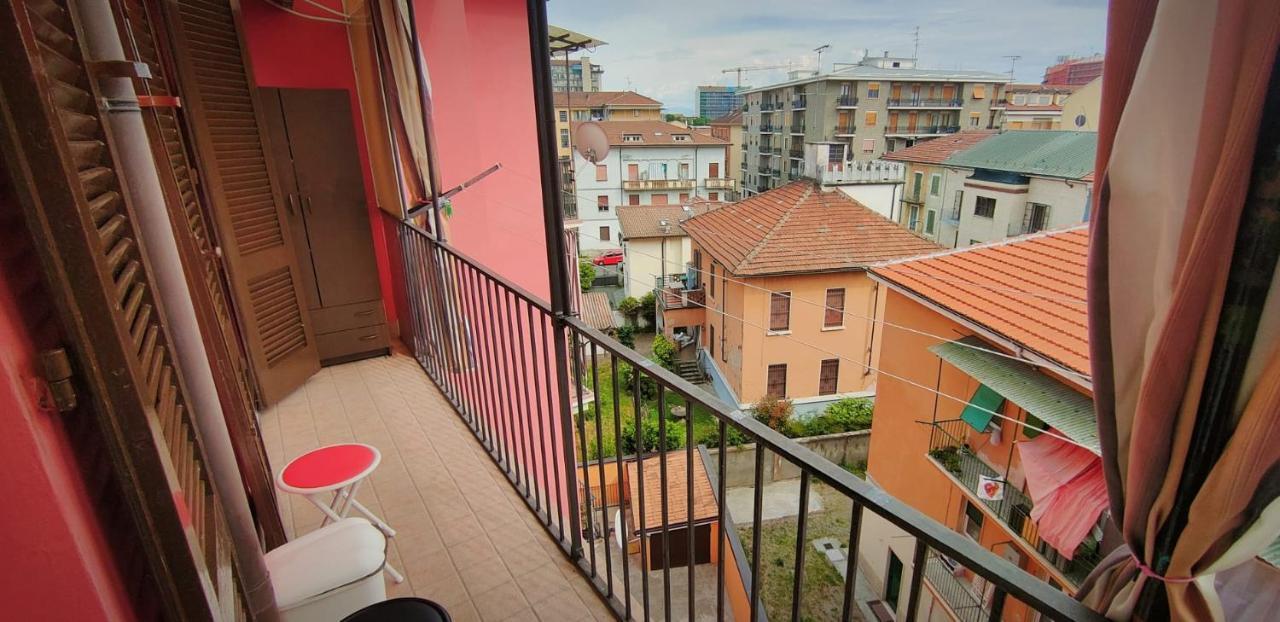 Appartamento Con Tre Camere - Zona Centrale 亚历山德里亚 外观 照片